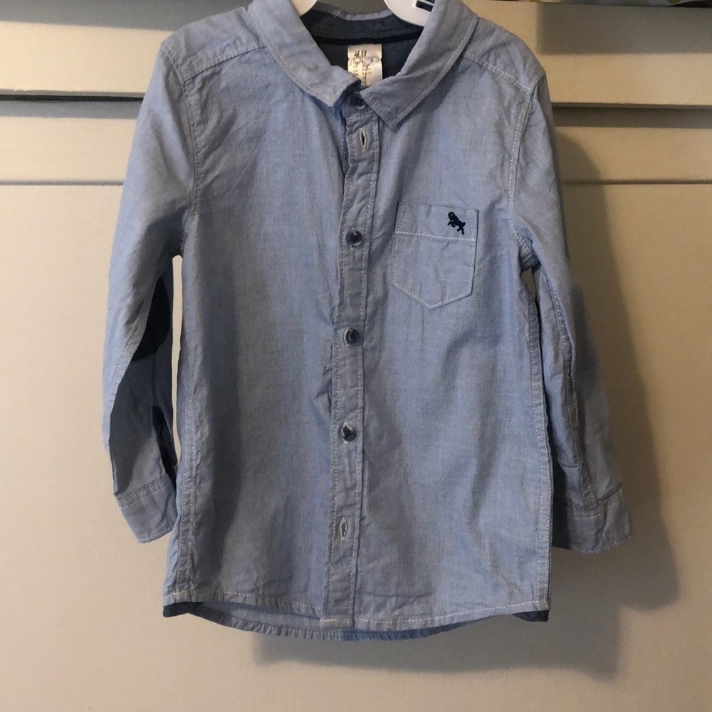 New H&M boy’s button down shirt